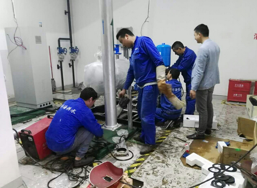 麓山國際.jpg 麓山國際.jpg